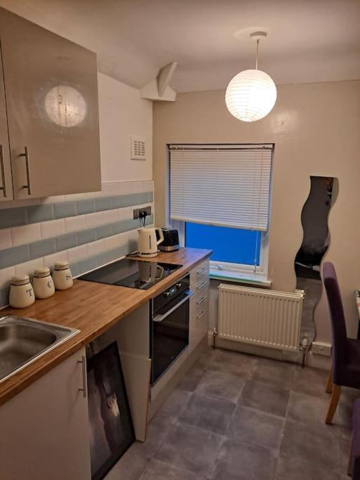 Two Bedroom Maisonette Close Towarwick Uni Coventry Kültér fotó